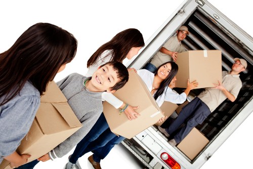 Moving truck service for residential and commercial moves in Rayners Lane