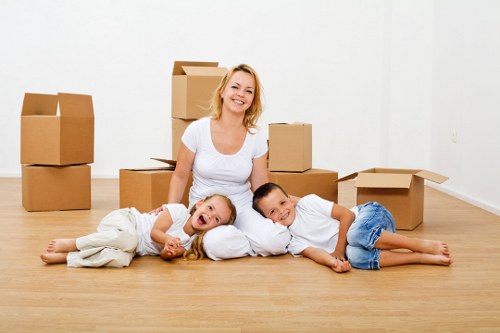 Flat and house removals support for customers in Rayners Lane